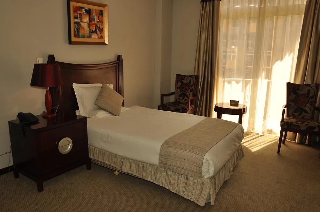 Hotel Siyonat Addis Ababa 4*,